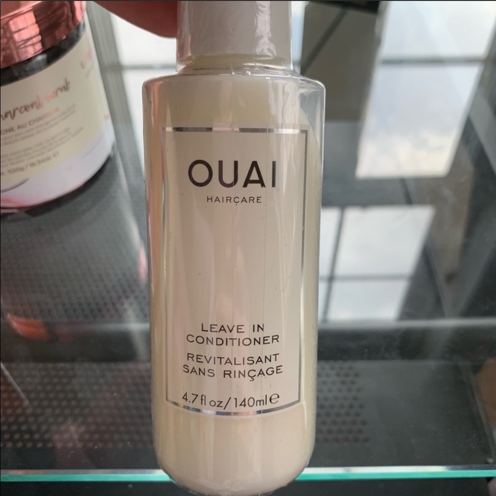 *BRAND NEW* leave in conditioner